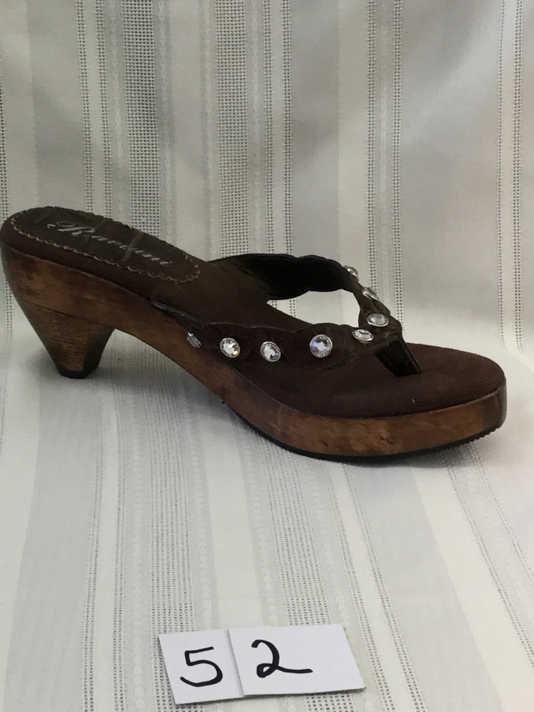 7504 - Anahy Brown